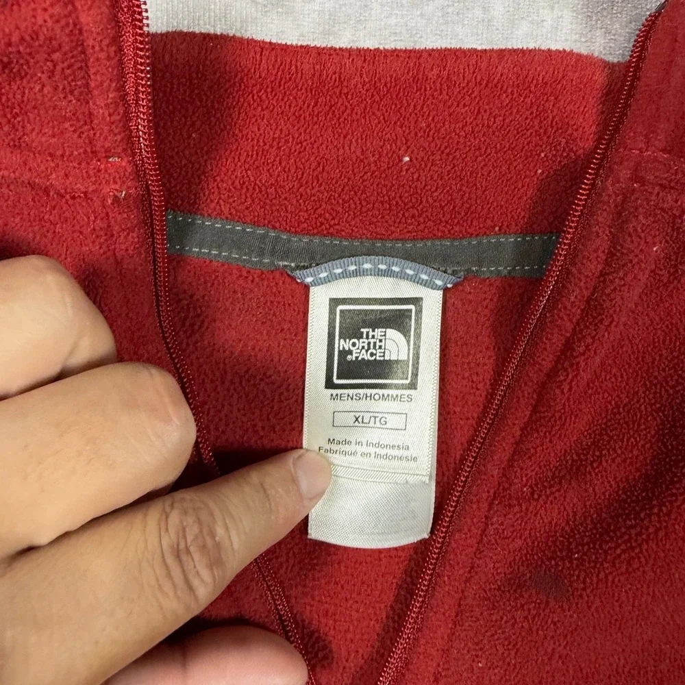 The North Face Men's XL Red Grey TKA 100 Fleece 1/4 Zip Pullover XL Hiking Gear